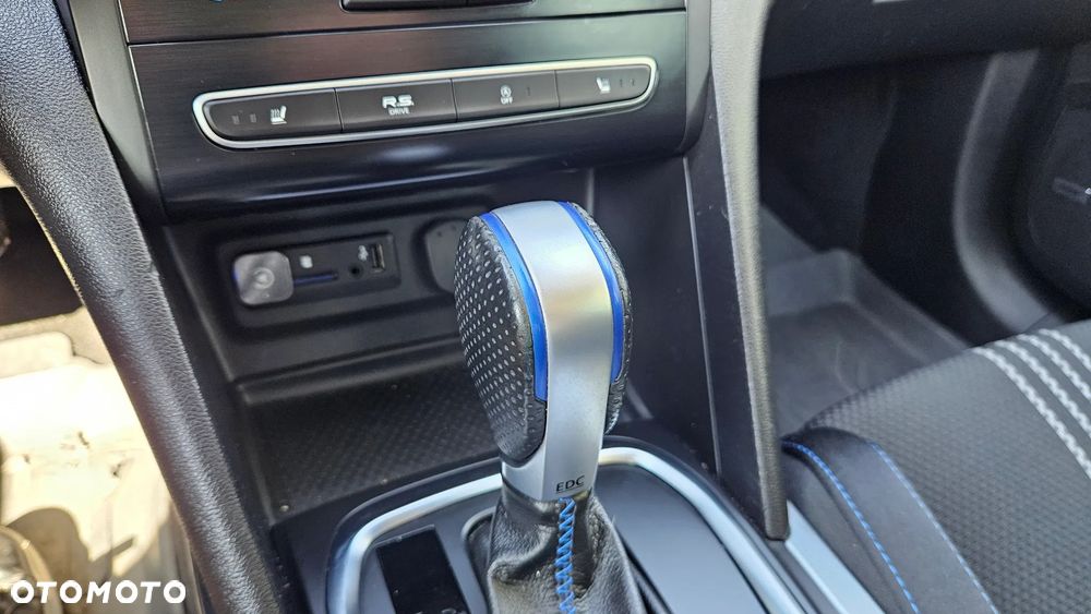 Renault Megane ENERGY TCe 205 EDC GT - 30