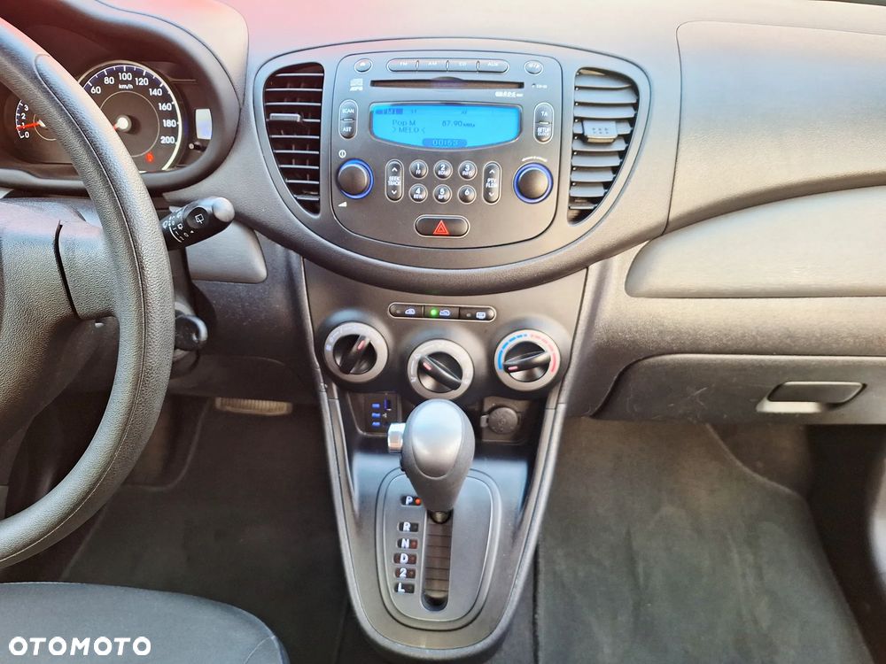 Hyundai i10 1.1 Comfort - 12