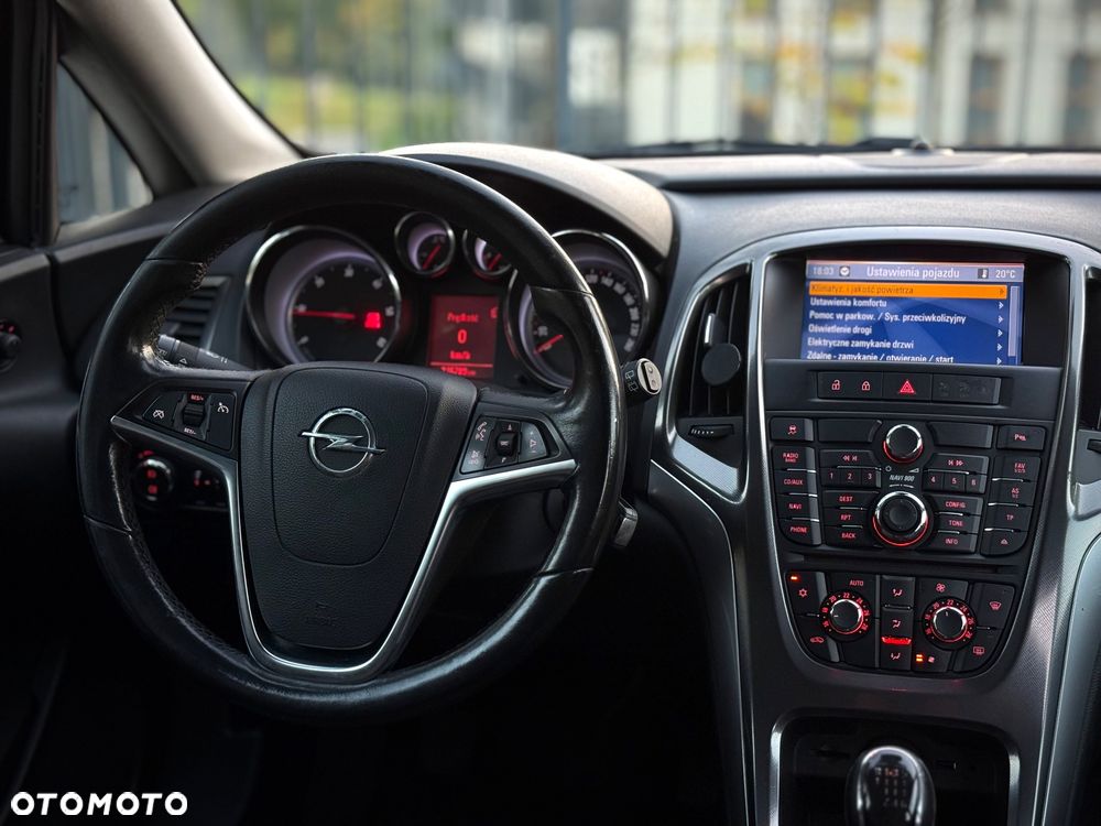 Opel Astra 1.7 CDTI DPF Cosmo - 20