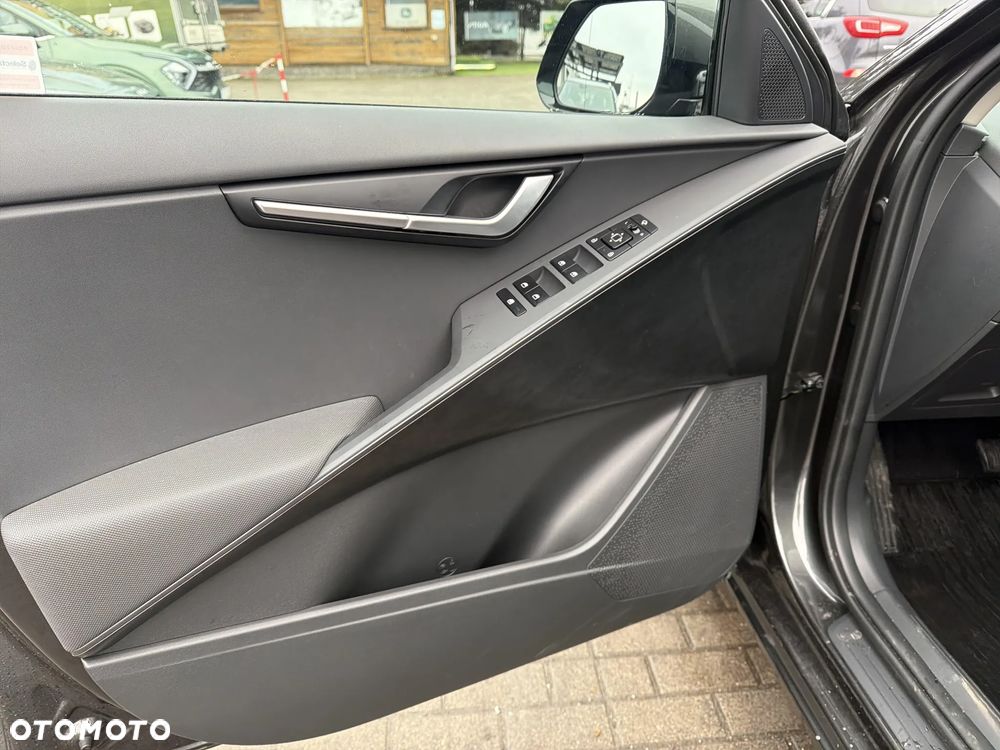 Kia Niro 1.6 GDI Hybrid L - 10