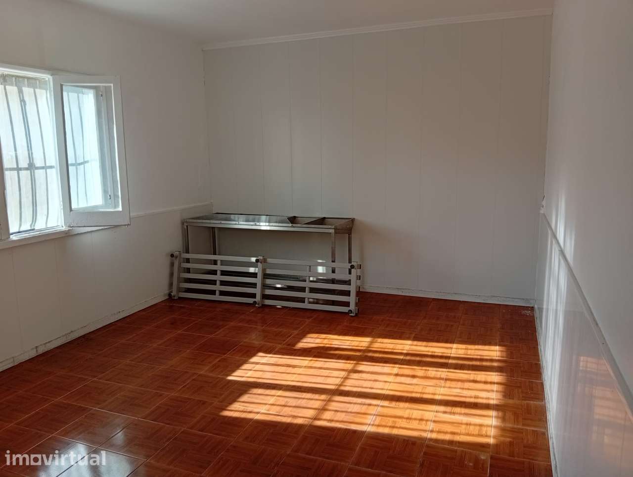 Espaço Comercial em Arrifes, Ponta Delgada - Grande imagem: 2/10