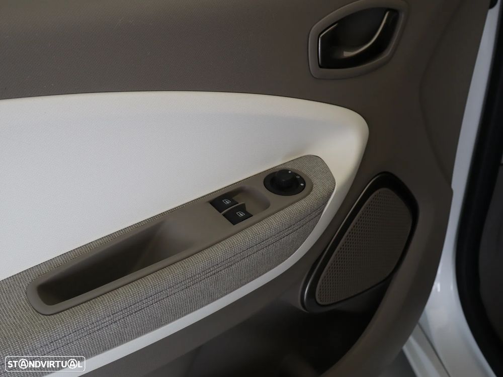 Renault Zoe (c/ Bateria) Life 40 - 18