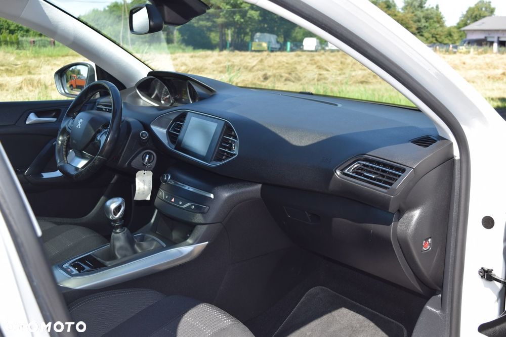Peugeot 308 BlueHDi 120 Stop & Start Allure - 21