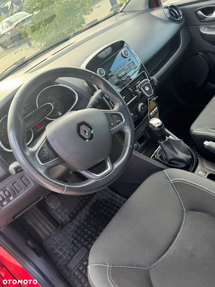 Renault Clio 1.2 16V Life - 6
