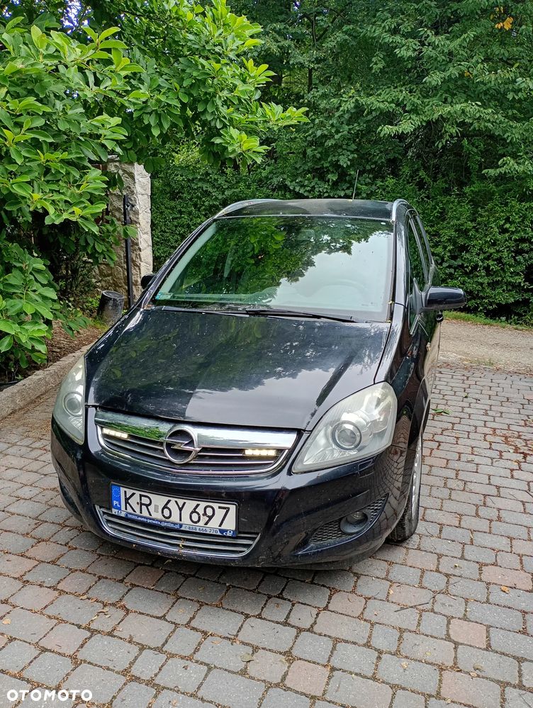 Opel Zafira 1.8 Cosmo - 4