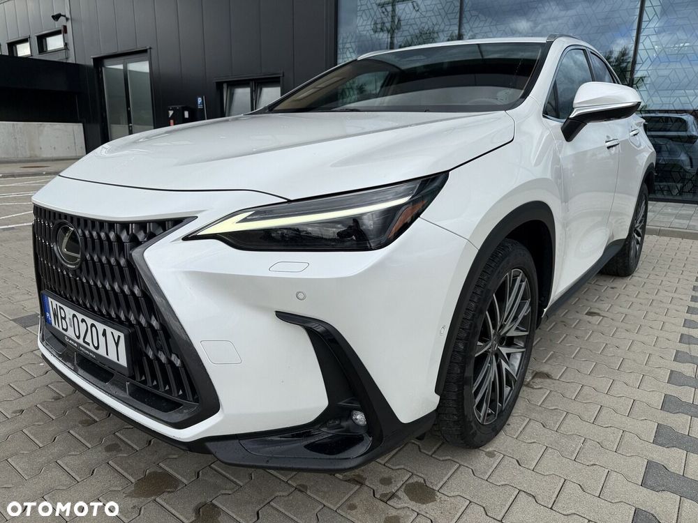 Lexus NX - 2