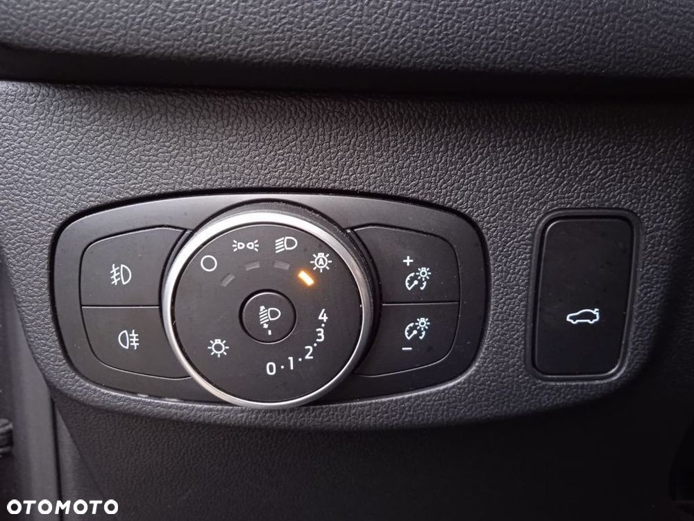 Ford Focus - 26