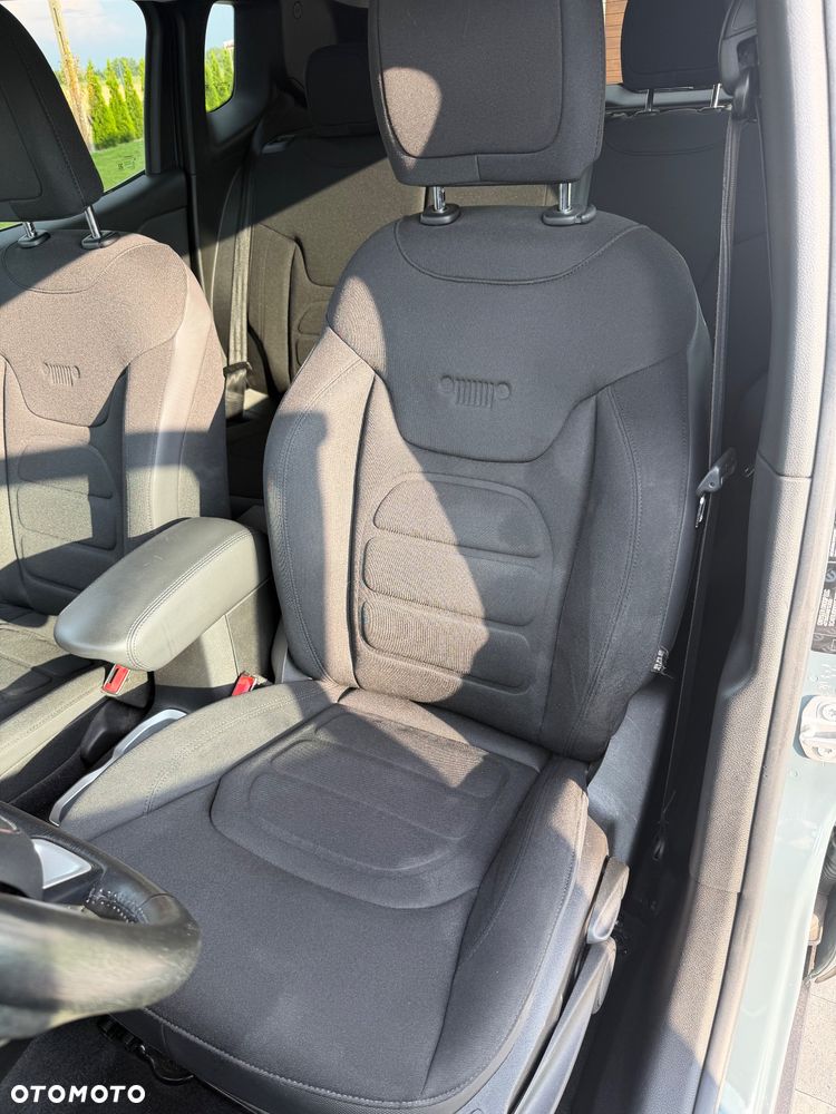 Jeep Renegade 1.4 MultiAir Limited - 22