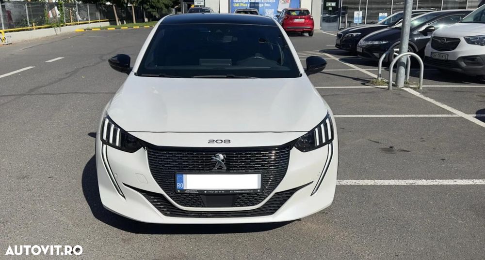 Peugeot 208 1.2 L PureTech STT EAT8 GT Pack - 10