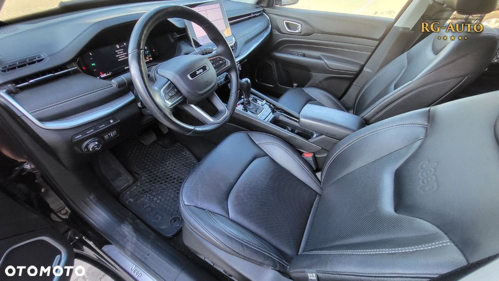 Jeep Compass - 26