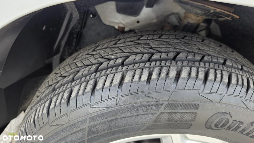 Dacia Duster 1.6 SCe Prestige - 22