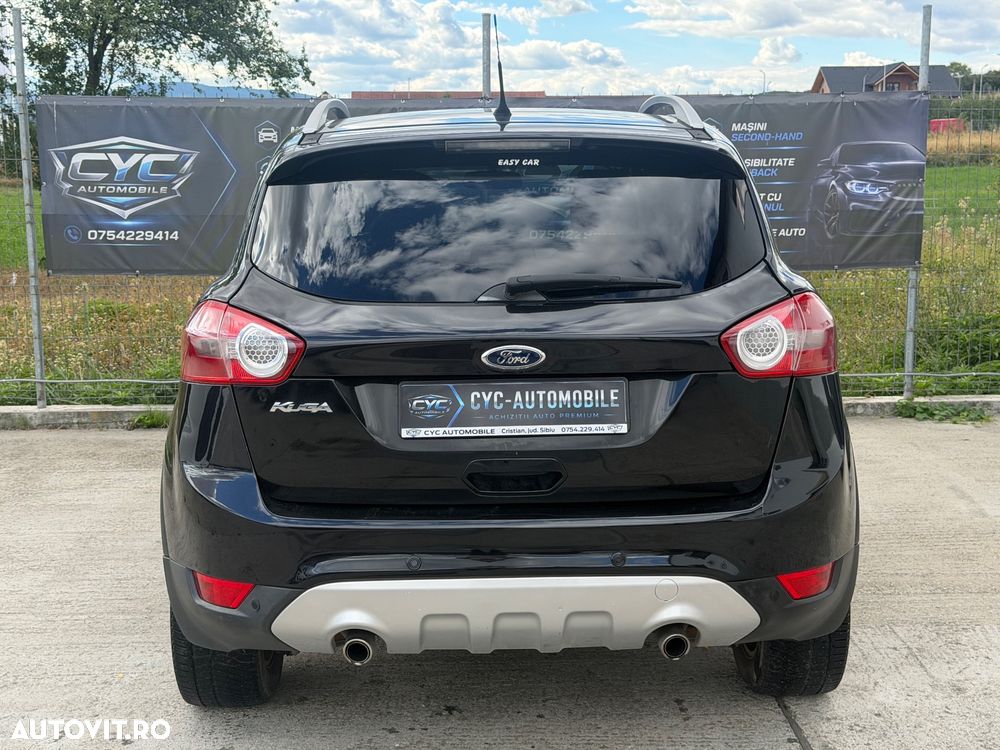 Ford Kuga 2.0 TDCi 2x4 Champions Edition - 3