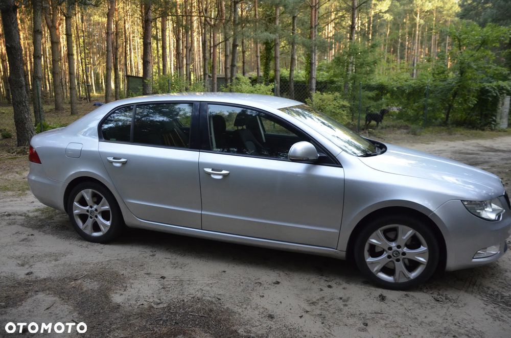 Skoda Superb 2.0 TDI Active - 3