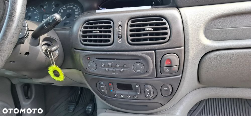 Renault Scenic I na części - 5