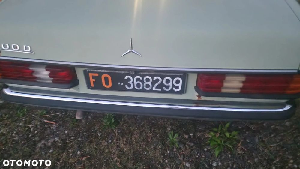 Mercedes-Benz W123 - 2