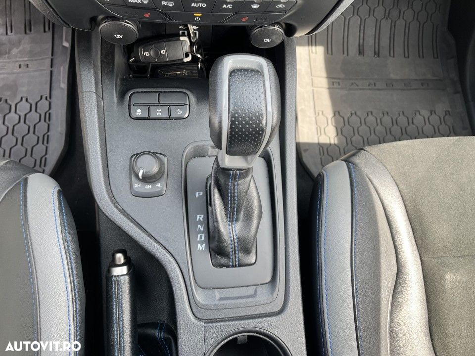 Ford Raptor - 15