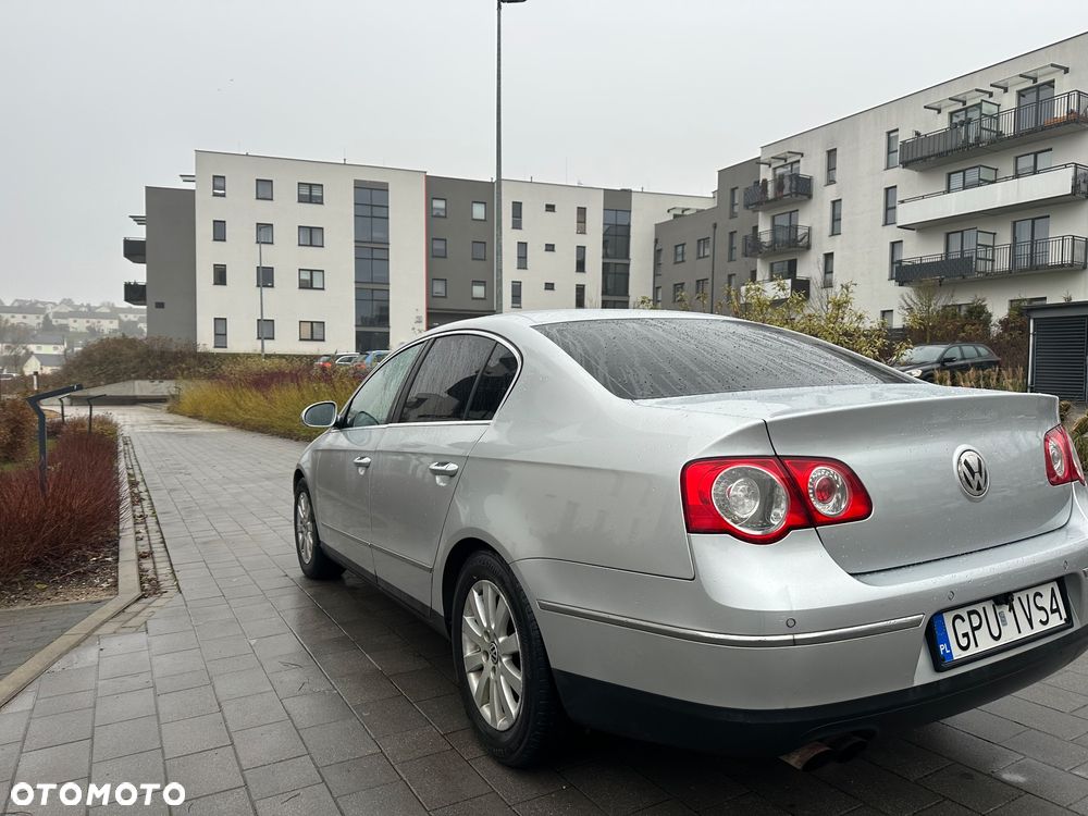 Volkswagen Passat 2.0 FSI Automatik Comfortline - 7