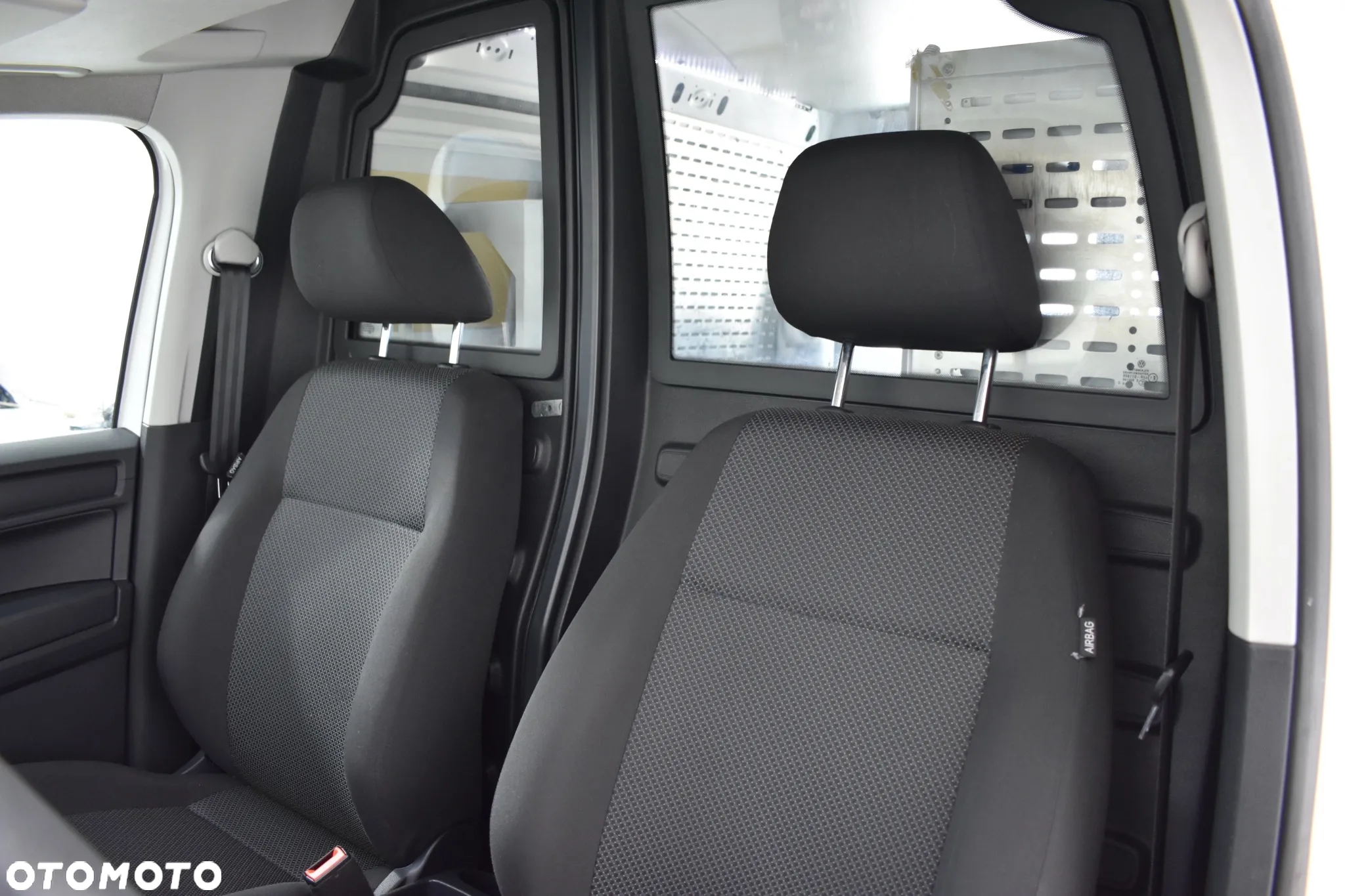 Volkswagen caddy - 31