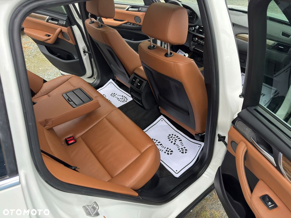BMW X3 xDrive28i xLine - 19