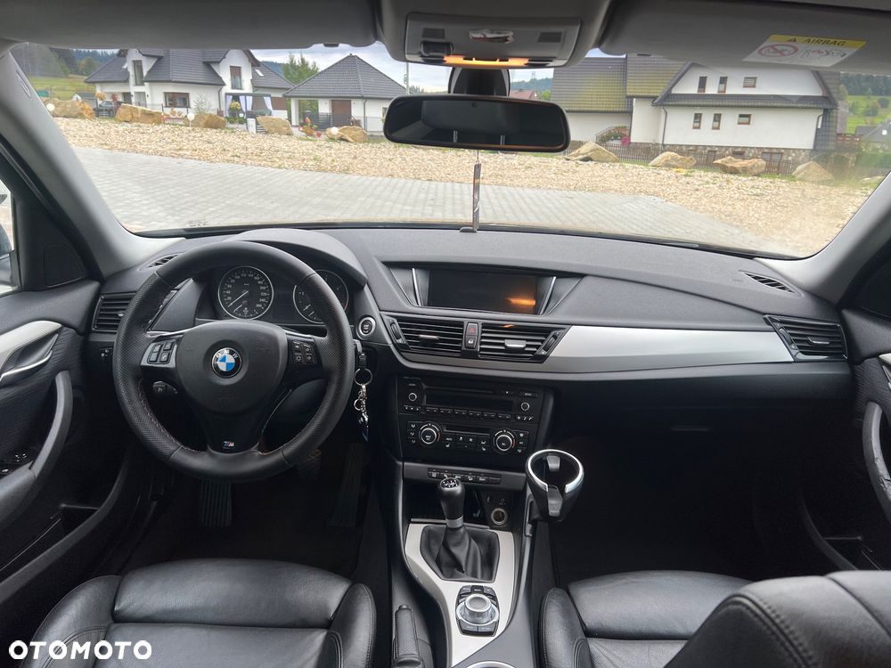 BMW X1 xDrive18d Sport Line - 28