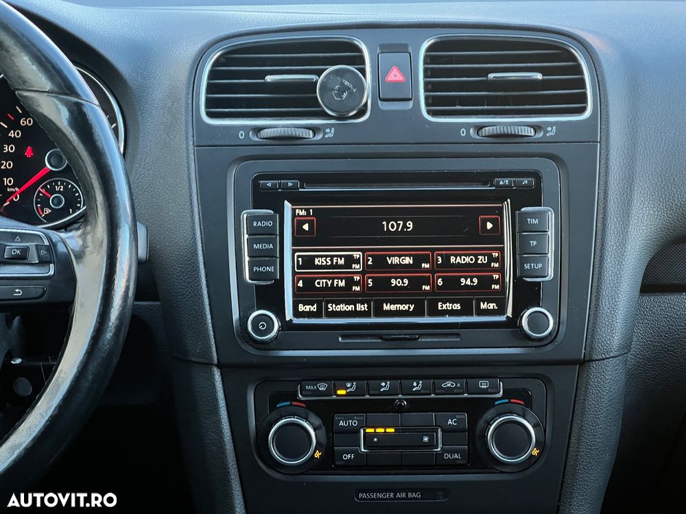 Volkswagen Golf 2.0 TDI Comfortline - 15