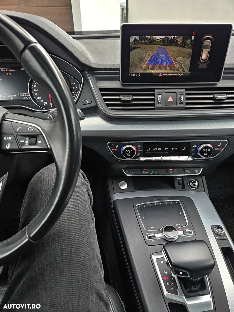 Audi Q5 2.0 TFSI S tronic Design - 10