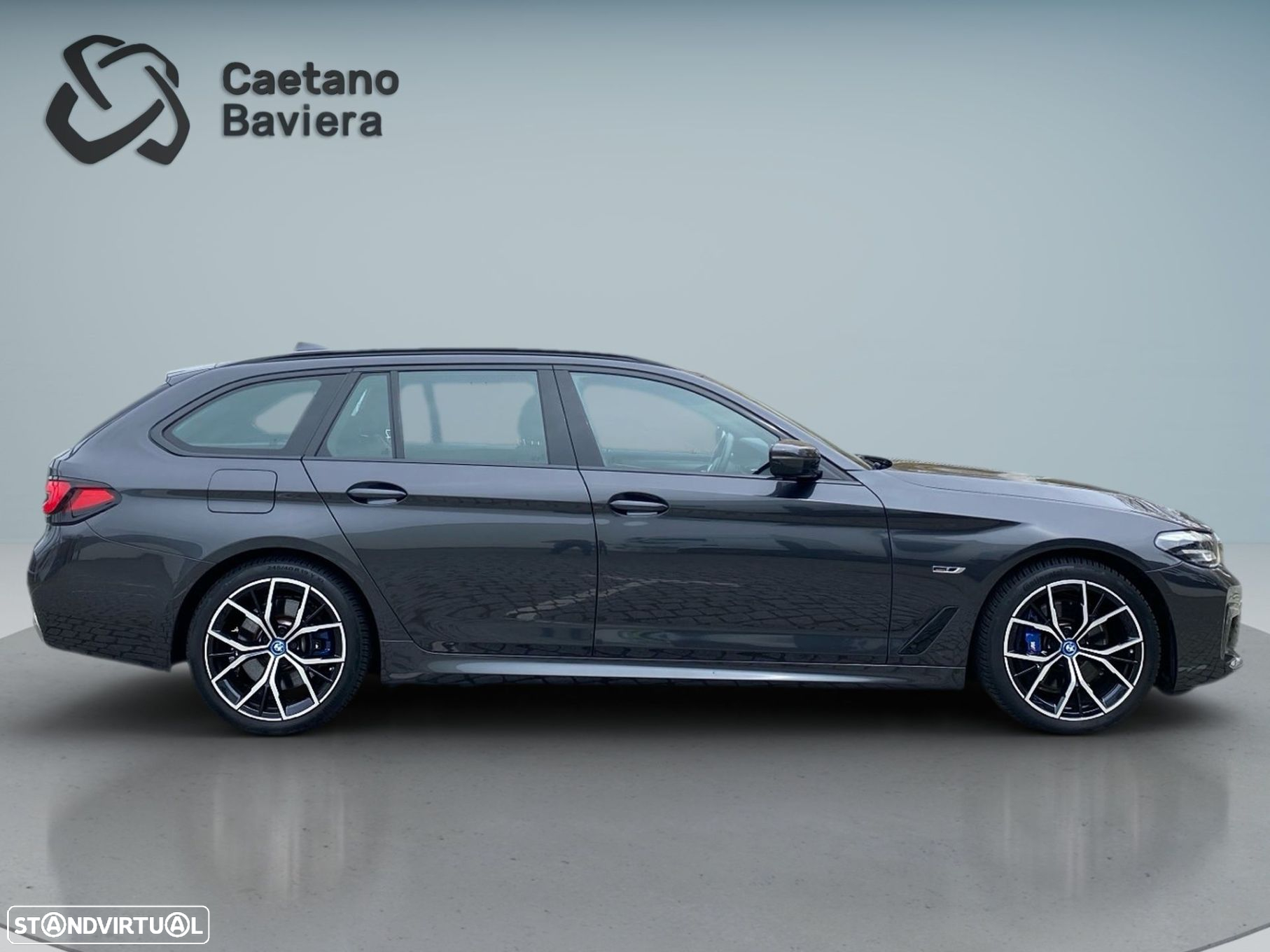 BMW 530 e Pack Desportivo M - 27