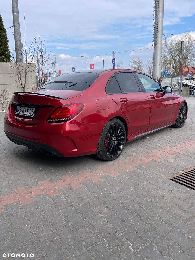 Mercedes-Benz Klasa C 300 d 9G-TRONIC AMG Line - 3