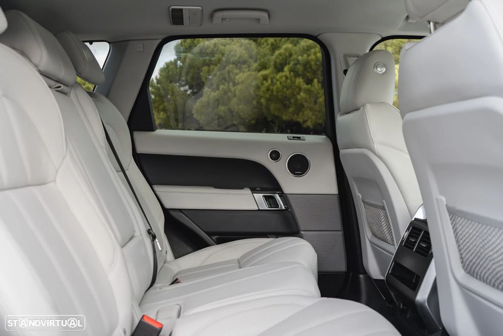 Land Rover Range Rover Sport 4.4 SDV8 HSE Dynamic - 13
