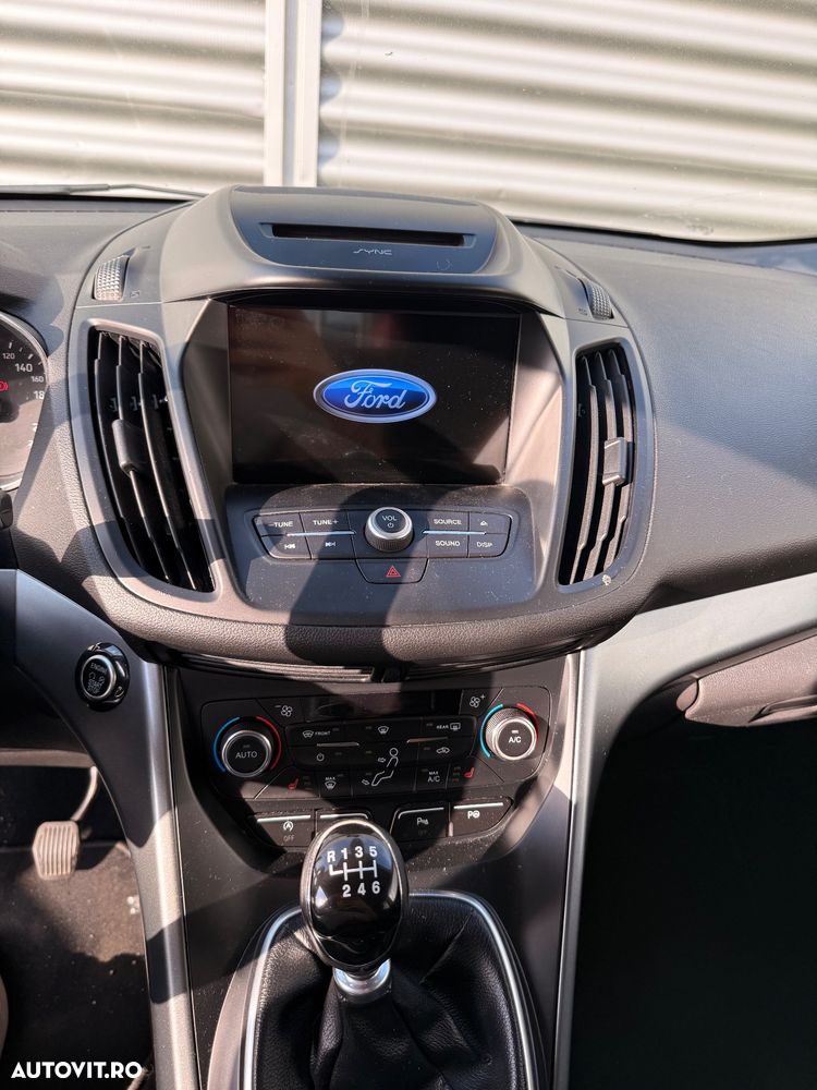 Ford Kuga 1.5 EcoBoost FWD Trend - 9