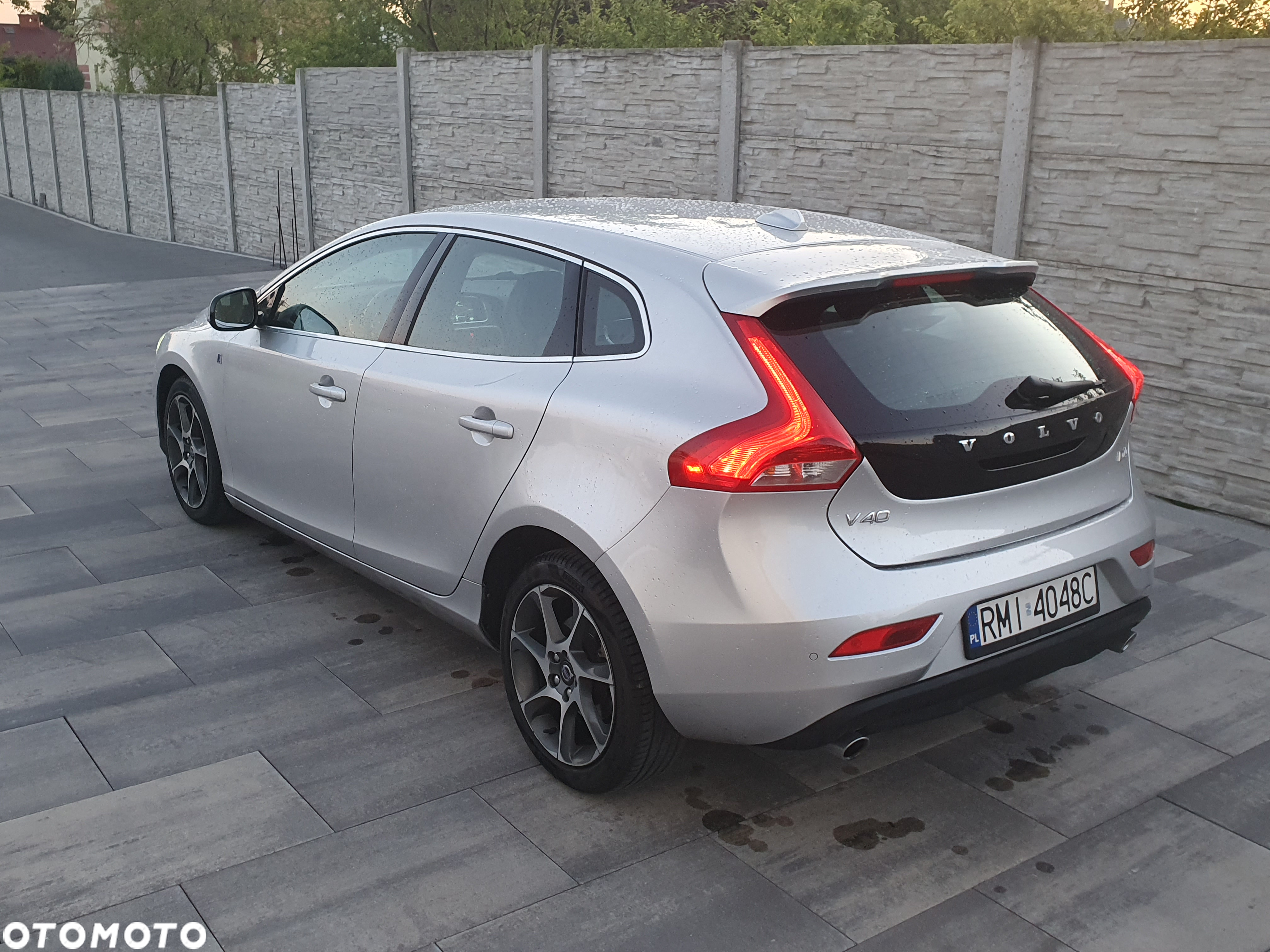 Volvo V40 D4 Drive-E Ocean Race - 9