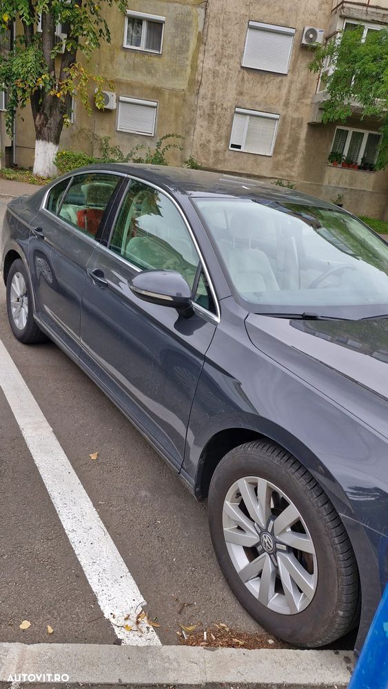 Volkswagen Passat 2.0 TDI DSG Comfortline - 8