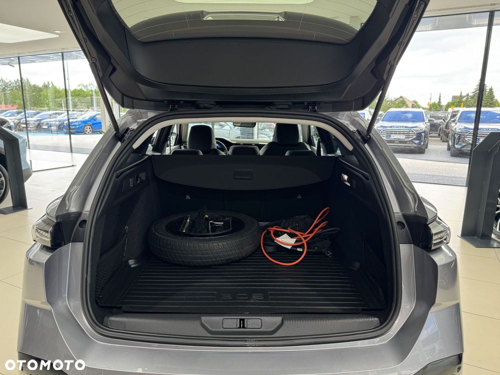 Peugeot 308 1.6 Hybrid PHEV Allure Pack EAT8 - 17