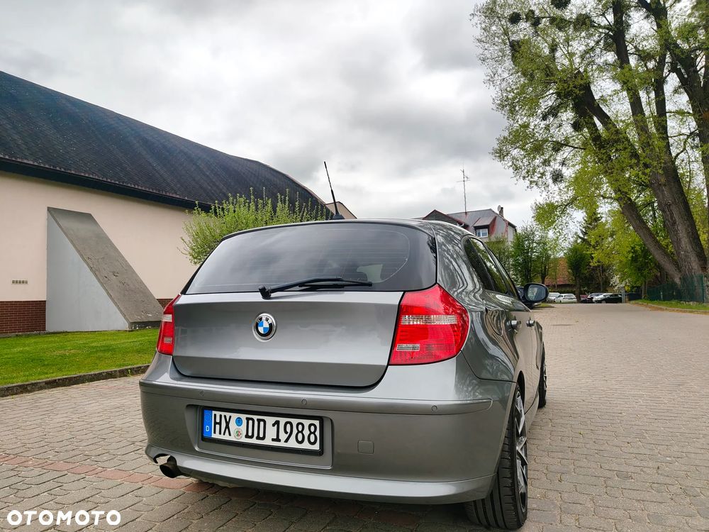 BMW Seria 1 - 22
