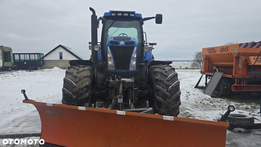 New Holland T8020 - 15