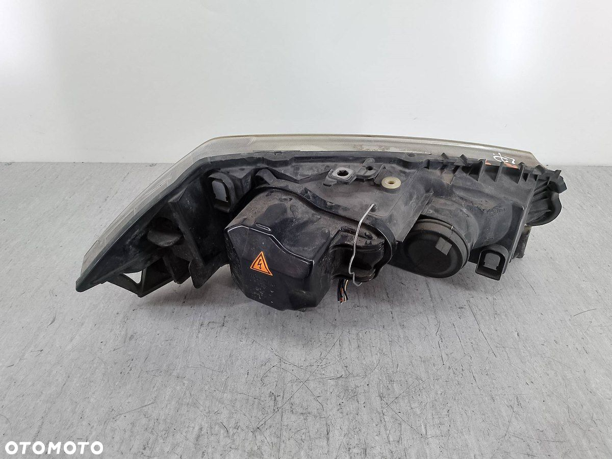 LAMPA PRZÓD LEWA XENON RENAULT MEGANE II 7701054660 89307035 - 6