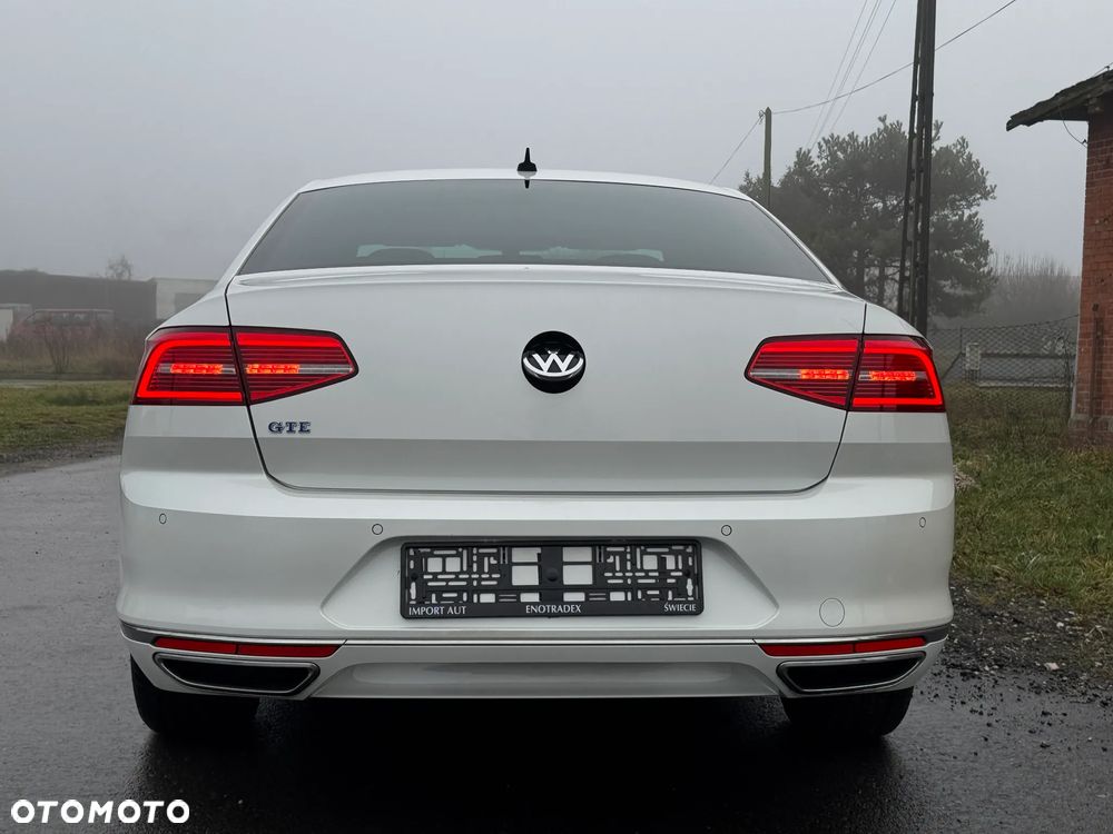Volkswagen Passat Variant - 22