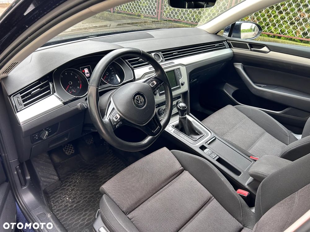Volkswagen Passat 1.8 TSI BMT Comfortline - 5