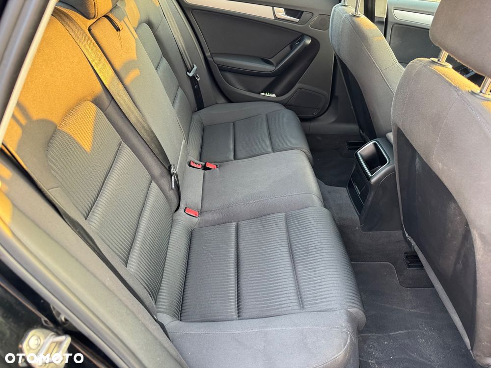 Audi A4 Limousine 1.8 TFSI Ambiente - 16