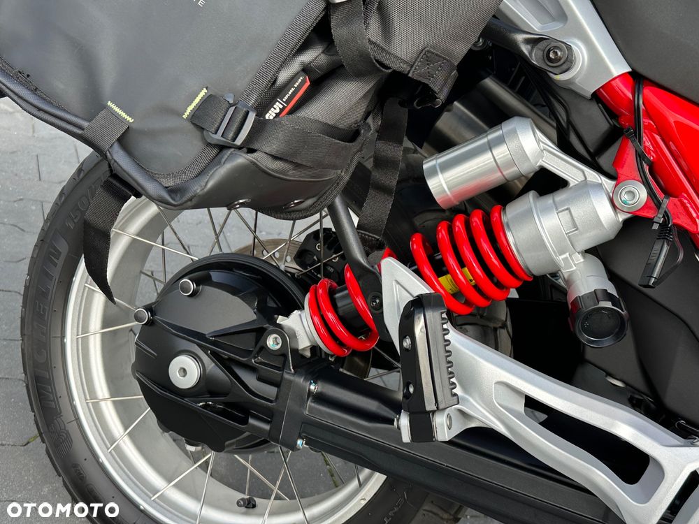 Moto Guzzi V85 - 14