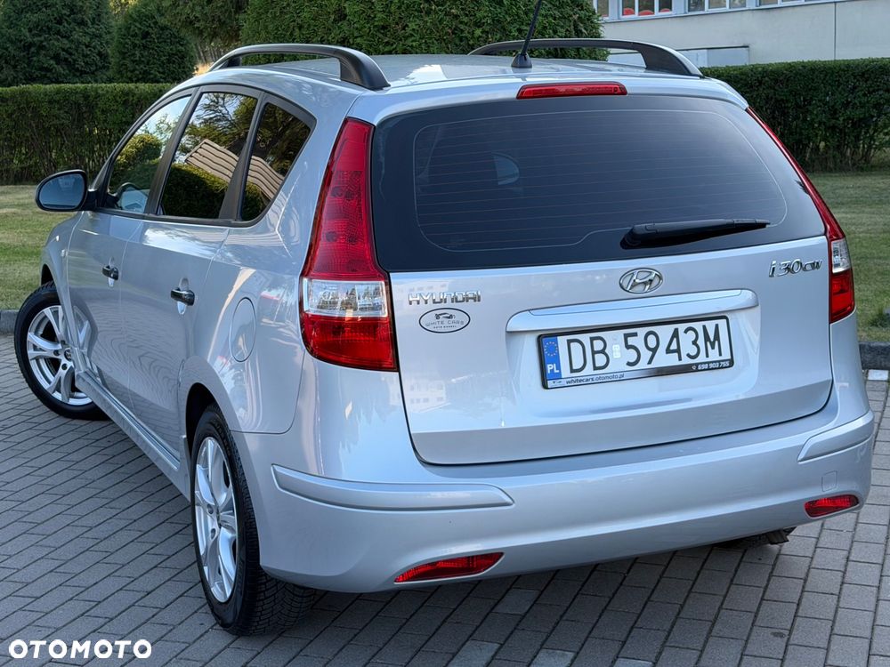 Hyundai i30 1.4 FIFA WM Edition - 29