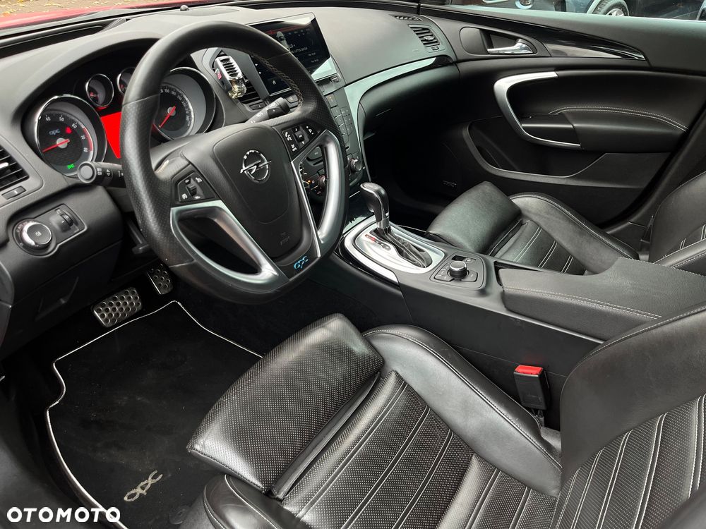 Opel Insignia 2.8 T V6 OPC - 10