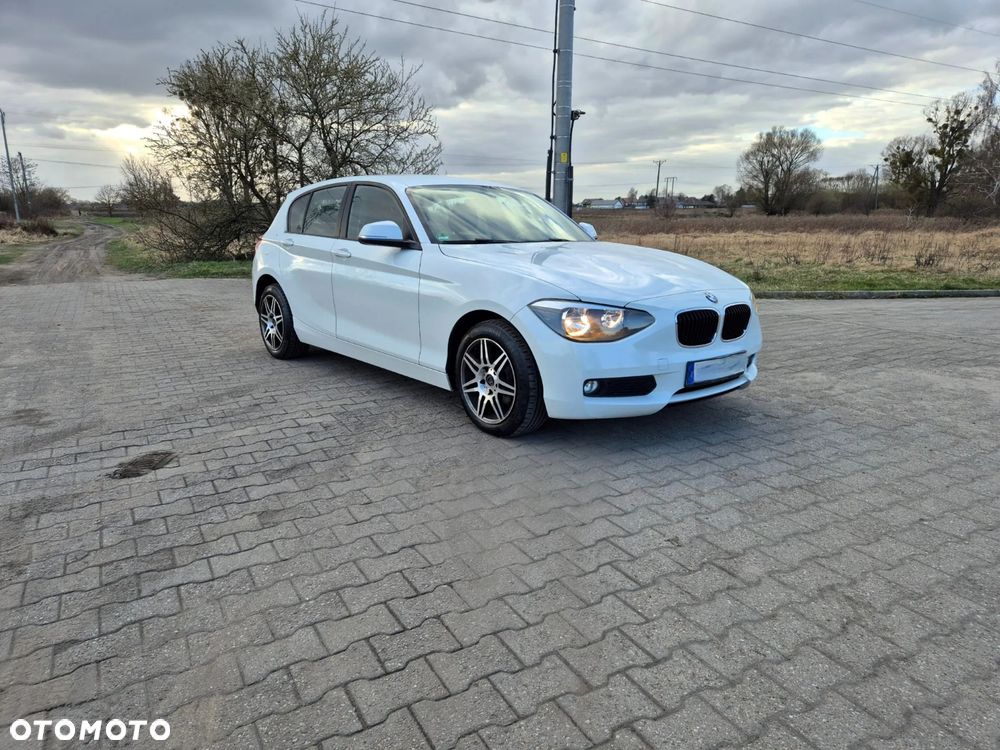 BMW Seria 1 114i - 1