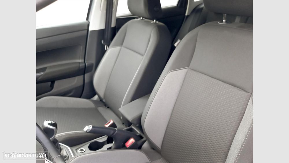 VW Taigo 1.0 TSI Urban - 12