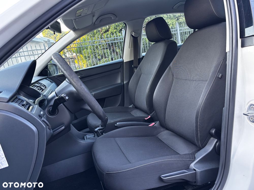 Skoda RAPID 1.2 TSI Active - 7