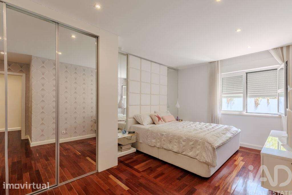 Apartamento T4 em Lumiar de 183,00 m2 - Grande imagem: 5/23