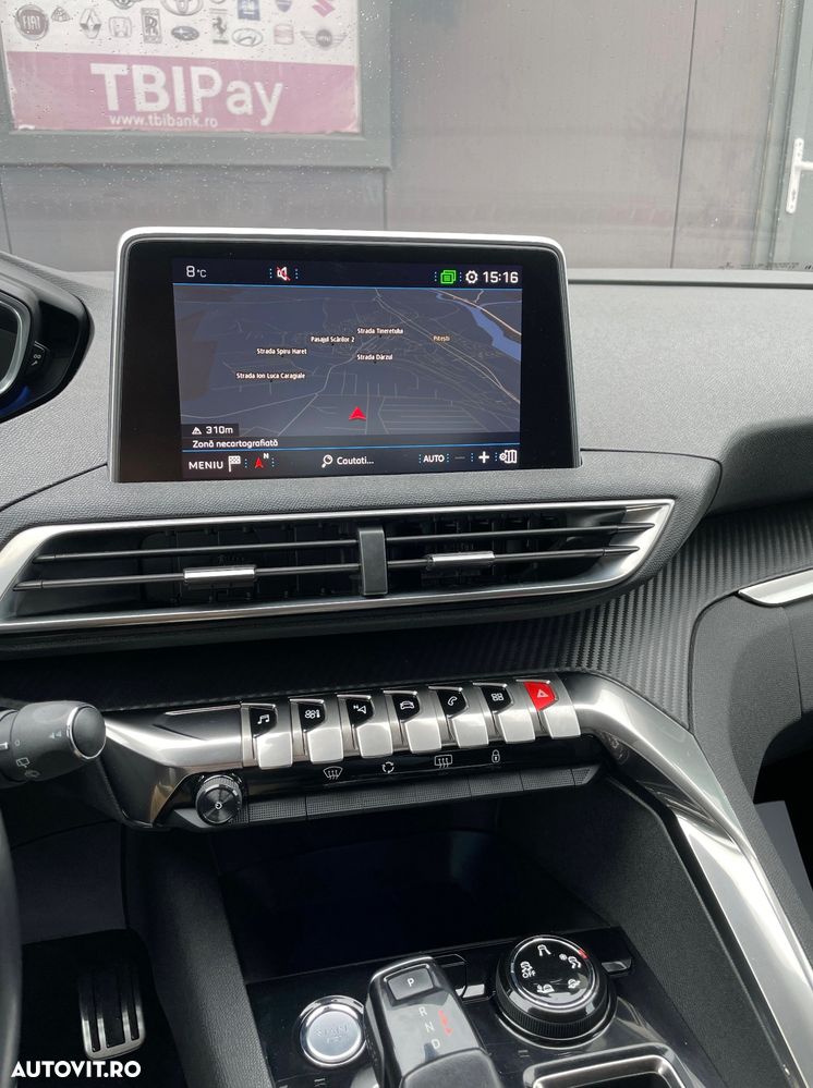 Peugeot 3008 1.2 PureTech 130 EAT8 GT - 18