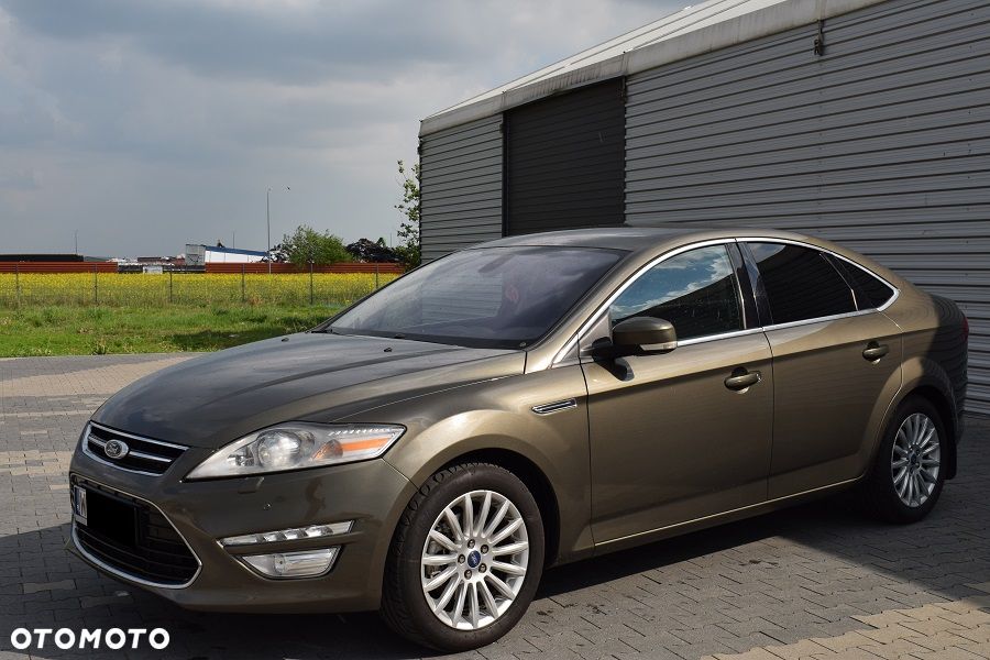 Ford Mondeo 2.0 TDCi Platinium X Plus (Titanium) - 2