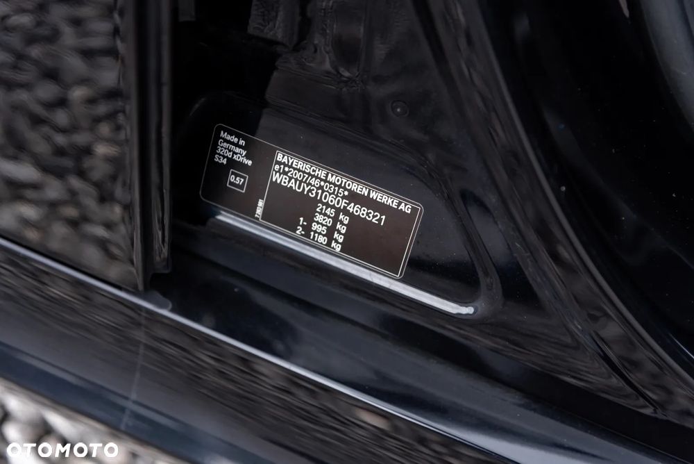 BMW Seria 3 - 25