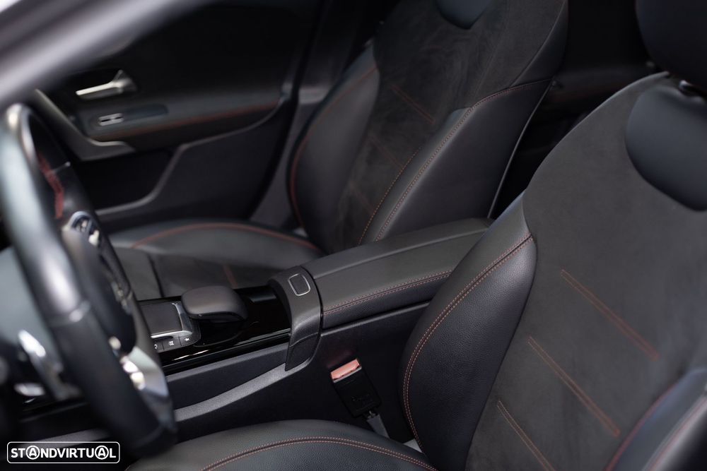 Mercedes-Benz A 180 Limousine d AMG Line Aut. - 35